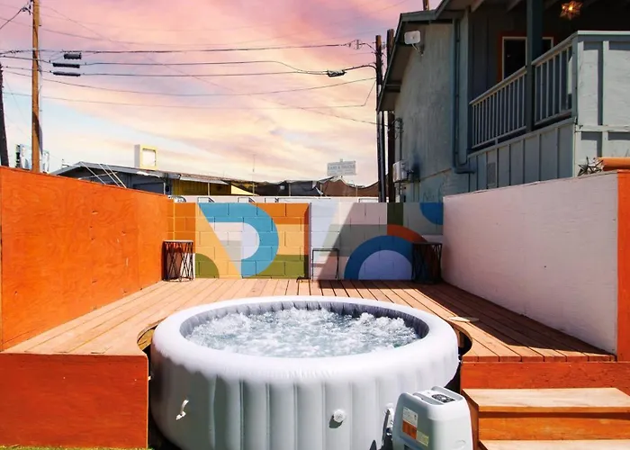 Unique*new*hot Tub Studio*mins To Dt & Phx Airport Guest house 4*
